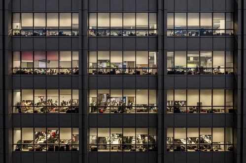 制造业PMI时隔5个月重回扩张区间，释放经济向好信号