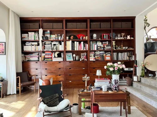 第三墙 数字时代的情感隔离与自我觉醒